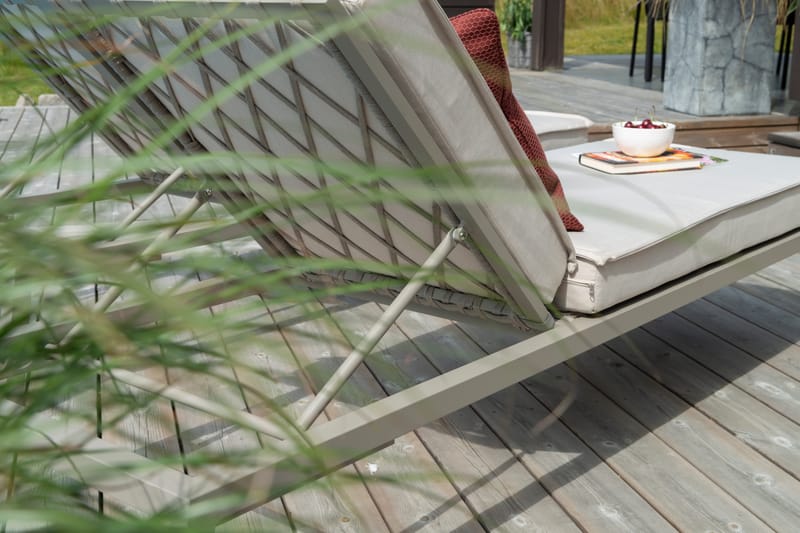 Solsäng Hillerstorp Jet Set - Beige - Utemöbler & utemiljö - Utestol & trädgårdsstol - Solsäng & solvagn