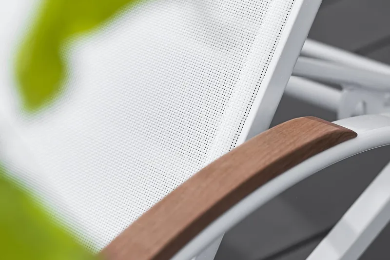 Hillerstorp Nydala Solsäng Vit/Teak - Hillerstorp - Utemöbler & utemiljö - Utestol & trädgårdsstol - Solsäng & solvagn