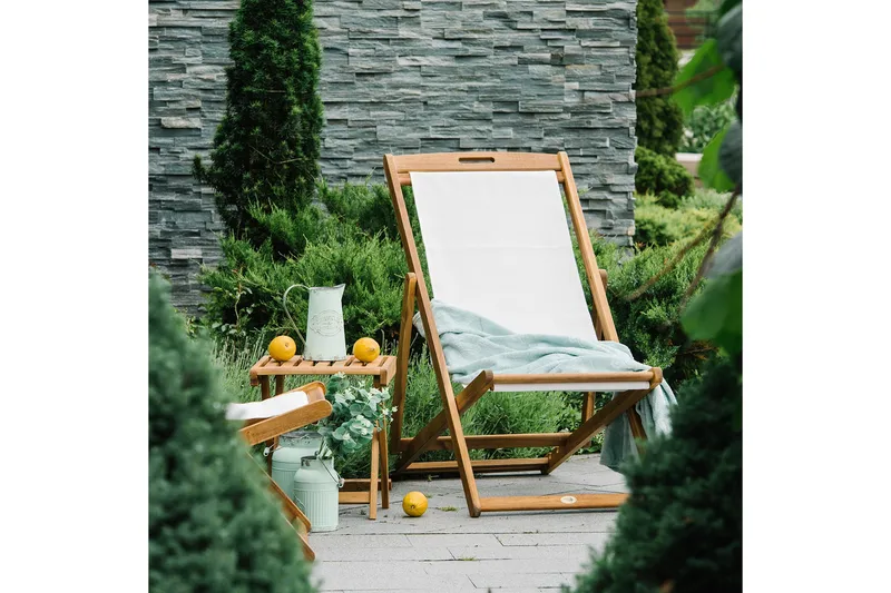 Finlay Solstol - Akacia/Vit - Utemöbler & utemiljö - Utestol & trädgårdsstol - Solstol