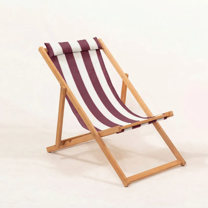 Romira Solsäng utomhus, Vinröd och vit