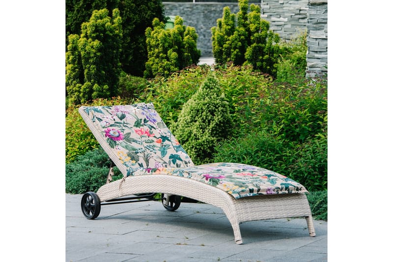 Solstol WICKER 73x196x99cm färg: beige - Beige - Utemöbler & utemiljö - Utestol & trädgårdsstol - Solstol