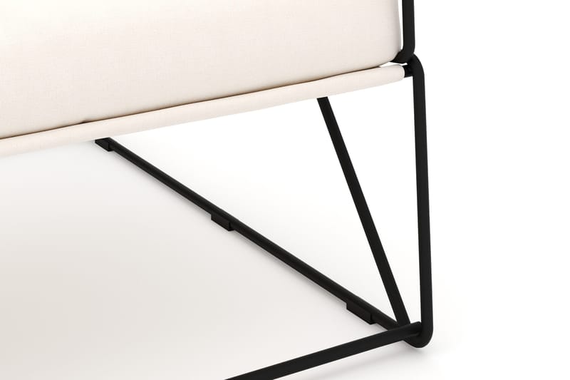 Usteryd loungefåtölj utomhus i järn med vattenavisande dyna i beige - Svart - Utemöbler & utemiljö - Utestol & trädgårdsstol - Utefåtölj & loungefåtölj