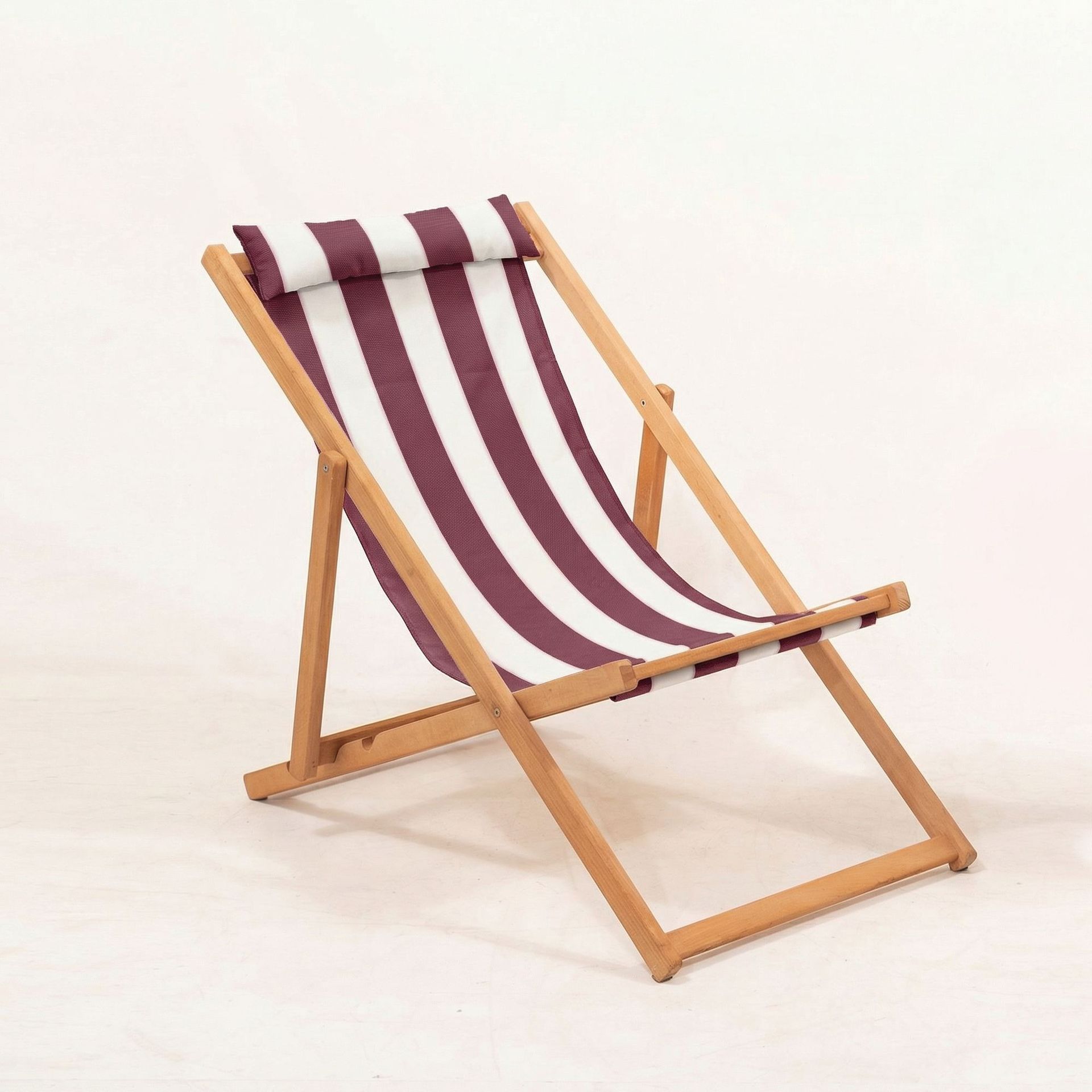 Romira Sols&auml;ng utomhus - Vinr&ouml;d och vit